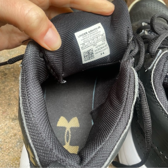 UNDER ARMOUR Men’s Black White Gold High Top Lockdown Shoe Size 8.5 - Picture 7 of 10